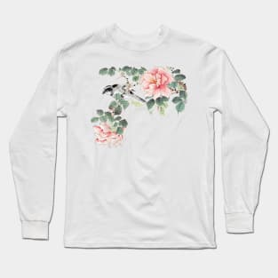 Little bird among the roses Long Sleeve T-Shirt